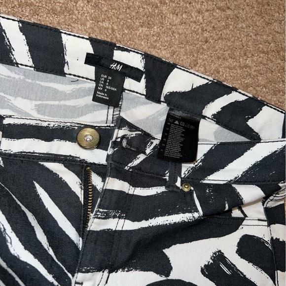 H&M zebra pants US size 6 - Picture 8 of 11